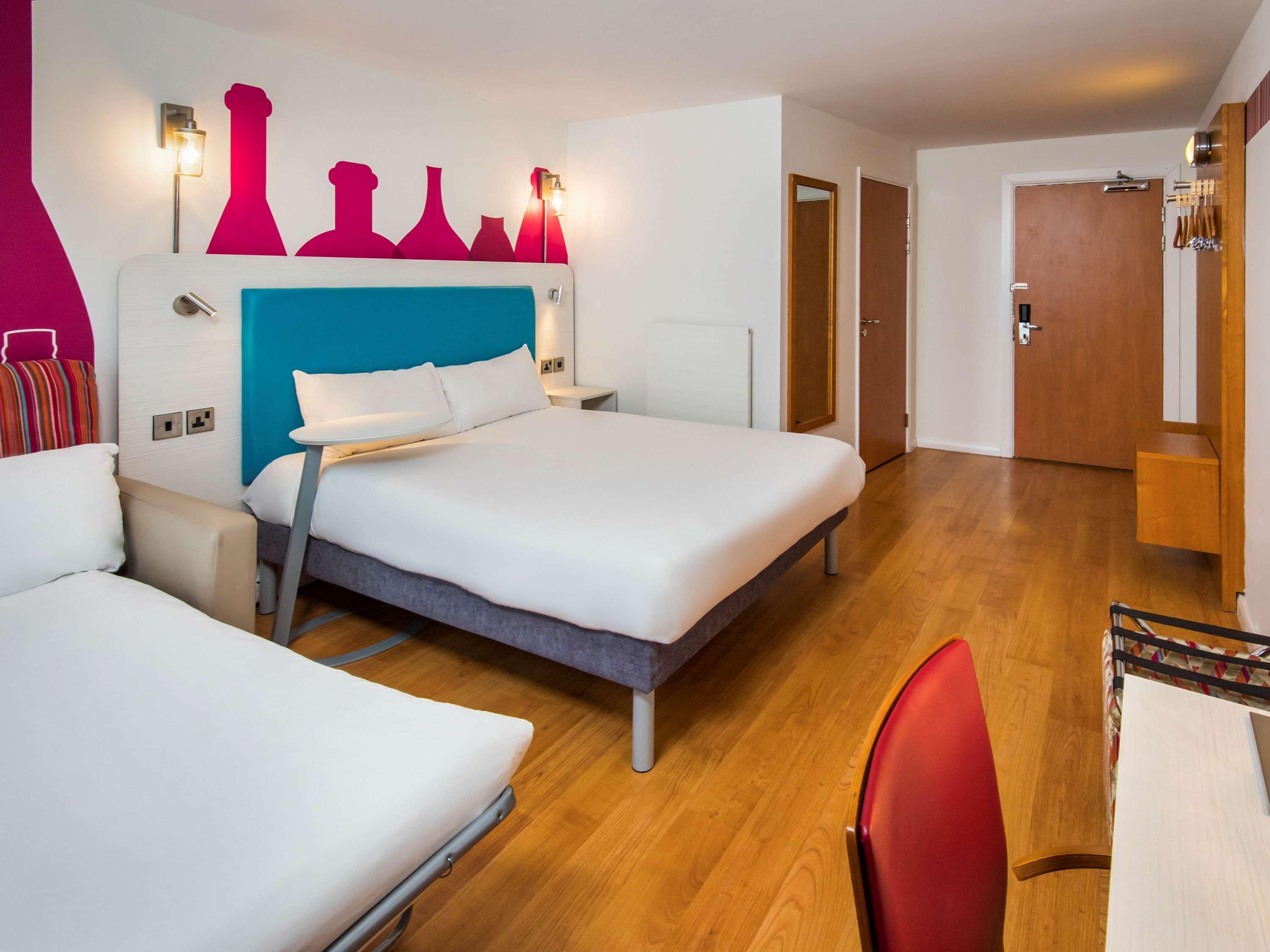 Ibis Styles Barnsley Hotel Exterior photo