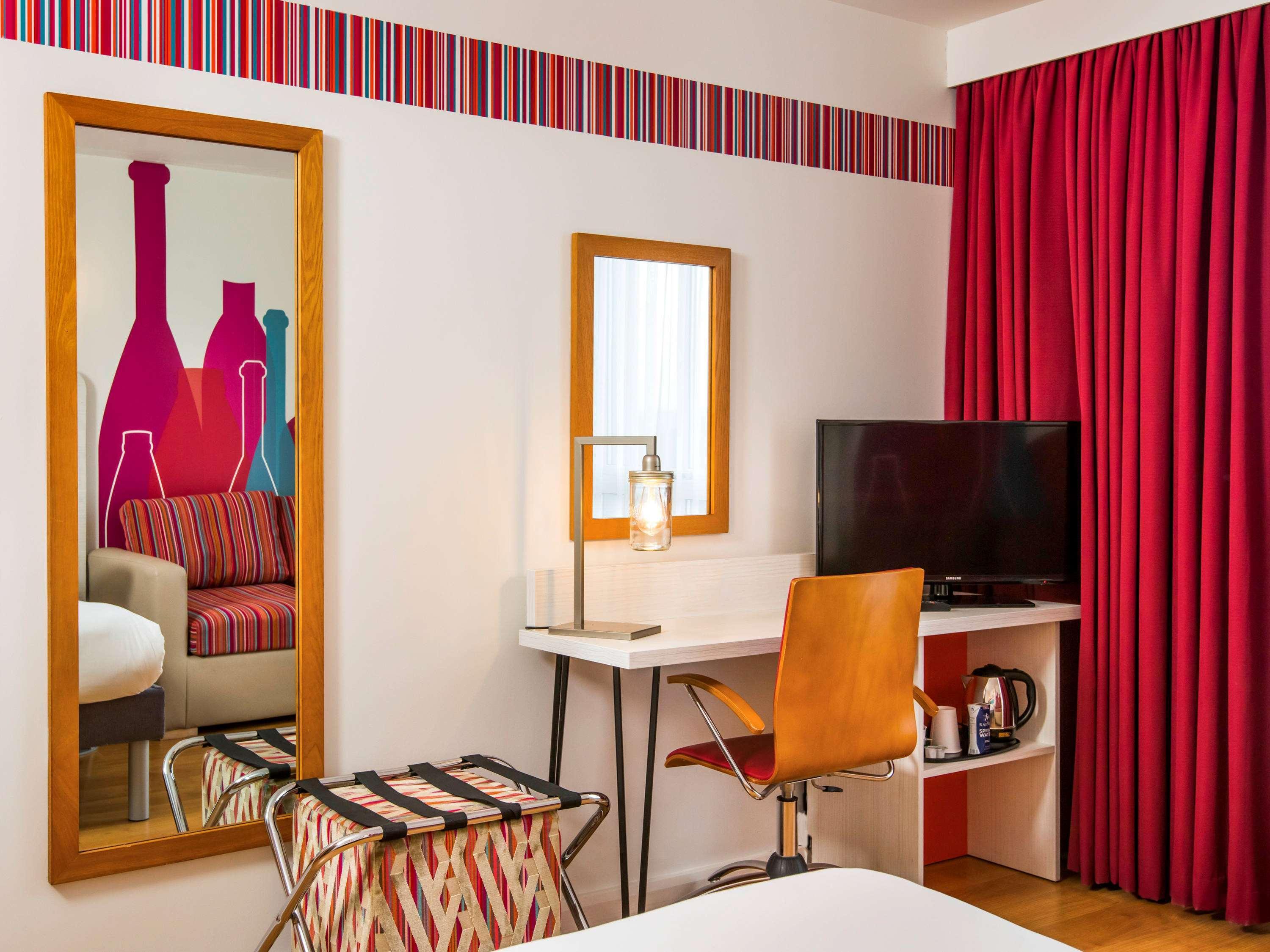 Ibis Styles Barnsley Hotel Exterior photo
